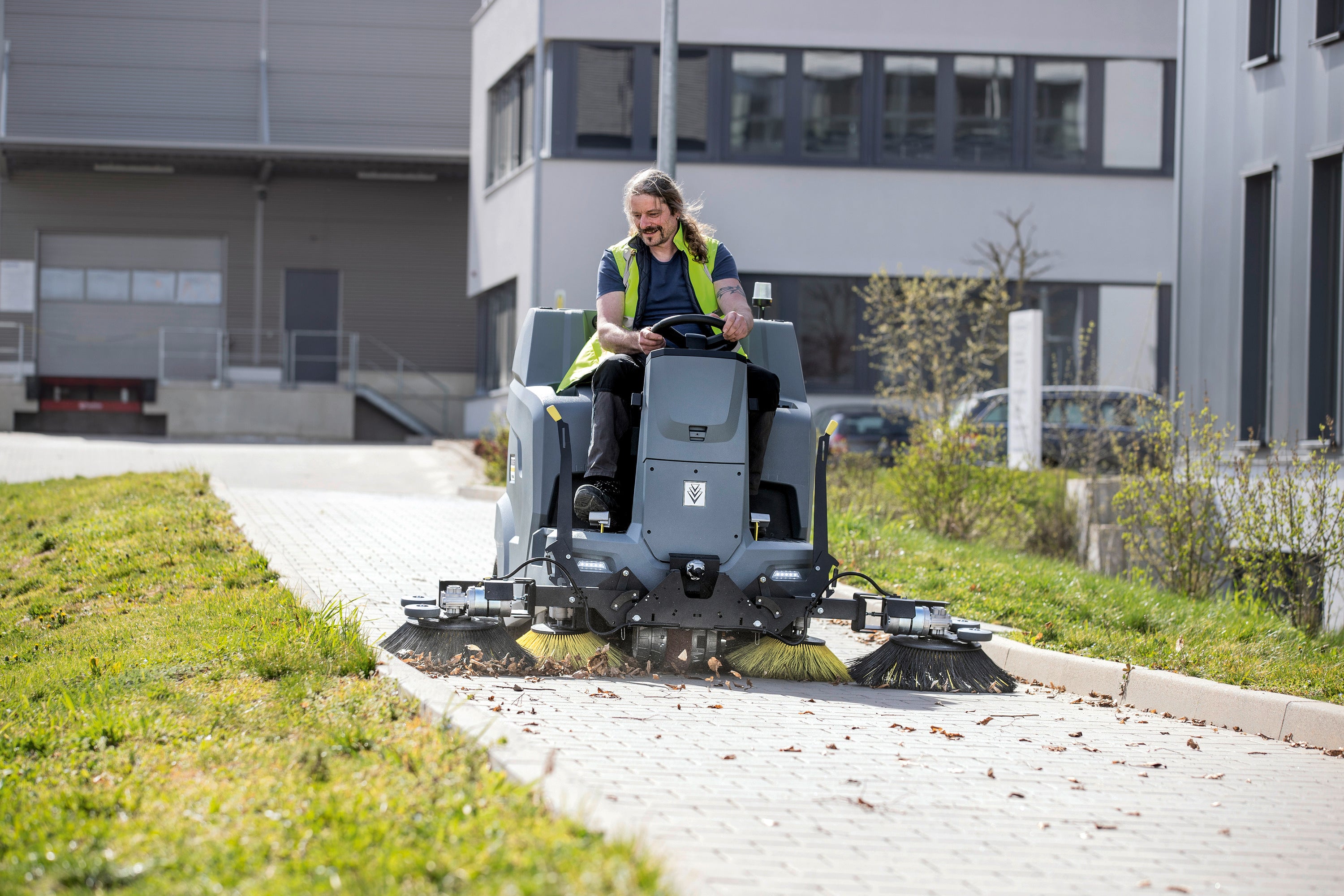Kärcher Aufsitzkehrmaschine KM 100/120 R Bp Pack 4SB