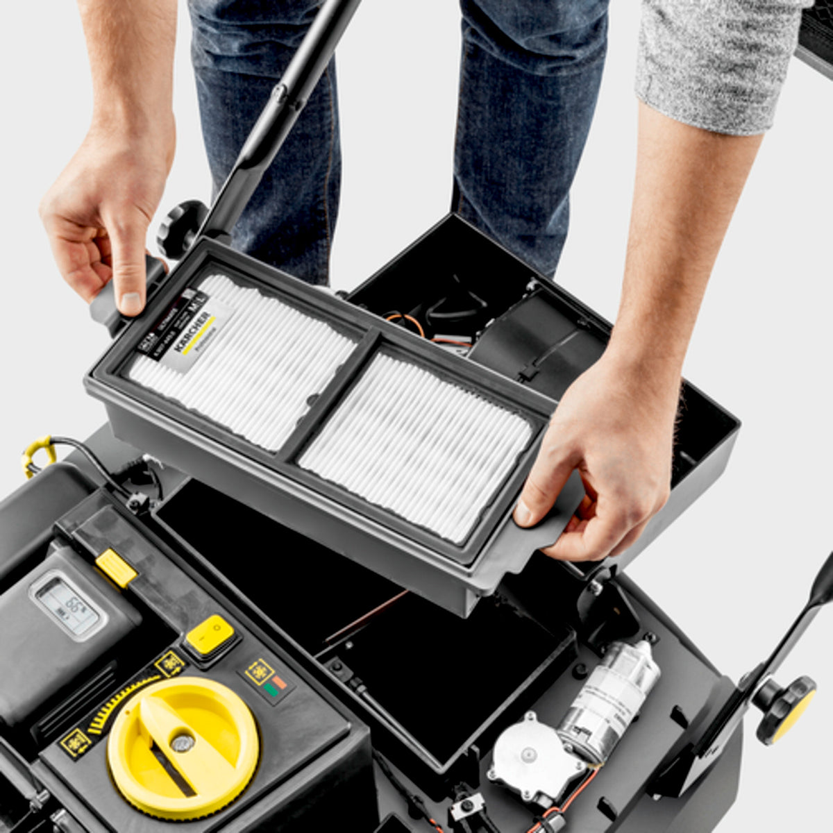 Kärcher Teppichkehrsaugmaschine CVS 65/1 Bp