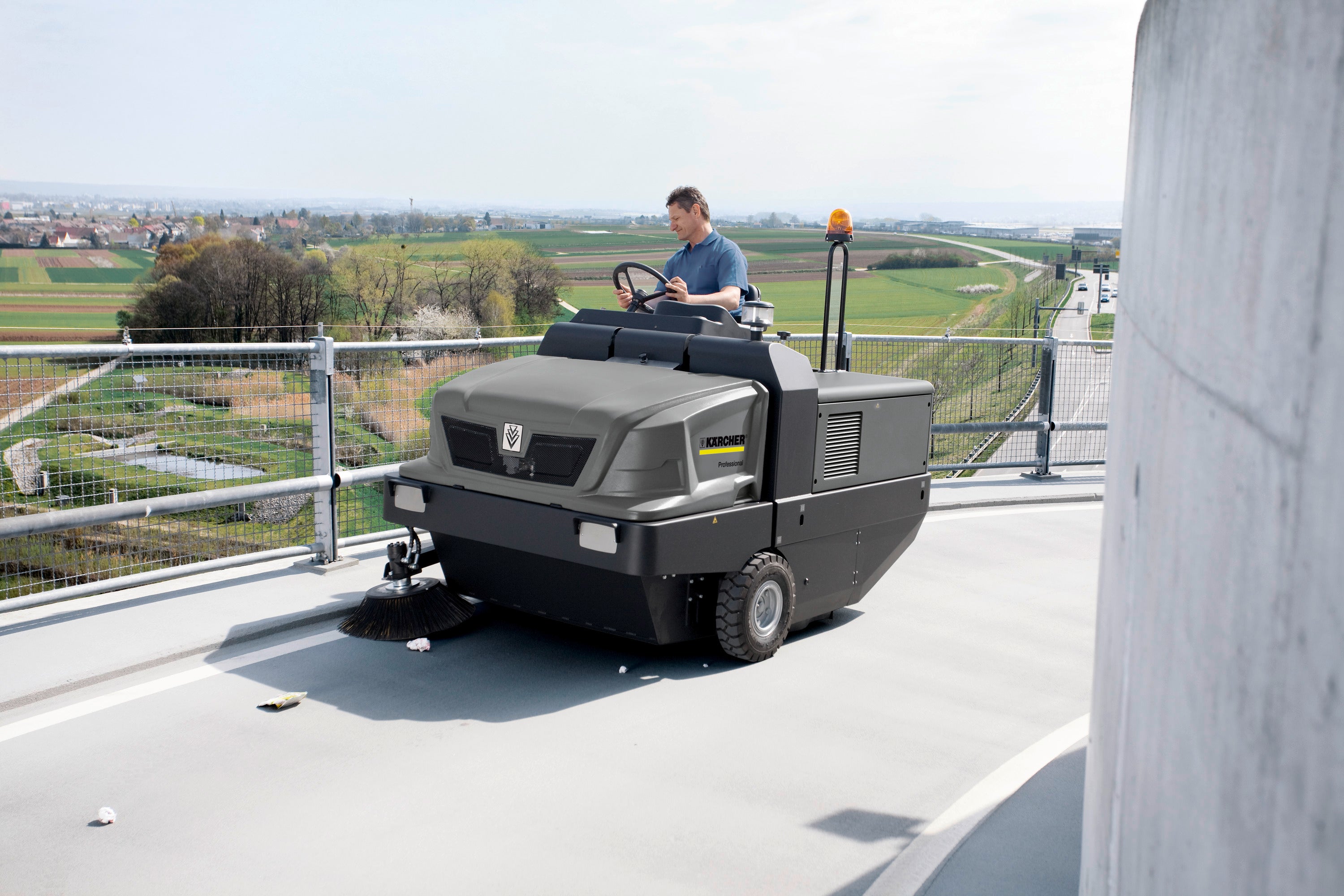Kärcher Aufsitz-Kehrmaschine KM 150/500 R LPG