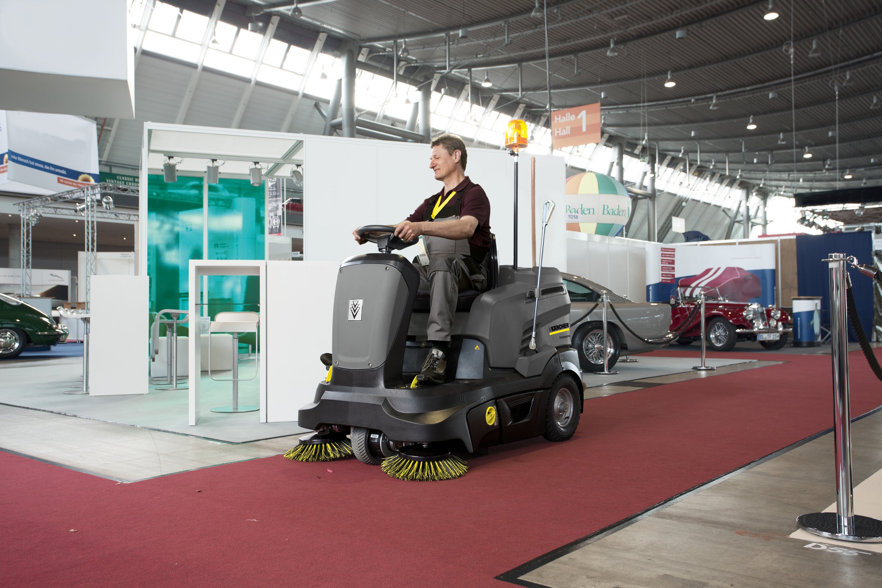 Kärcher Aufsitz-Scheuersaugmaschine KM 90/60 R Bp Pack