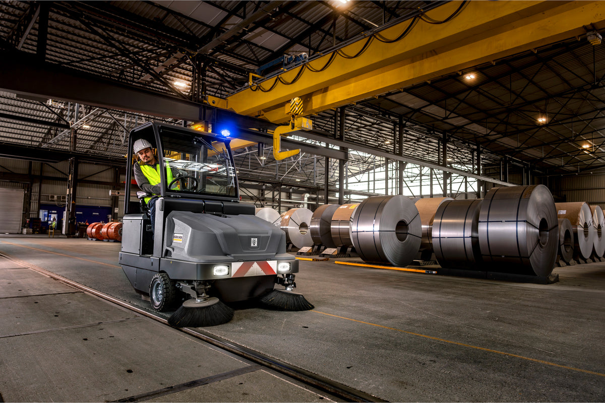 Kärcher Kehrsaugmaschine KM 130/300 RI Bp Pack