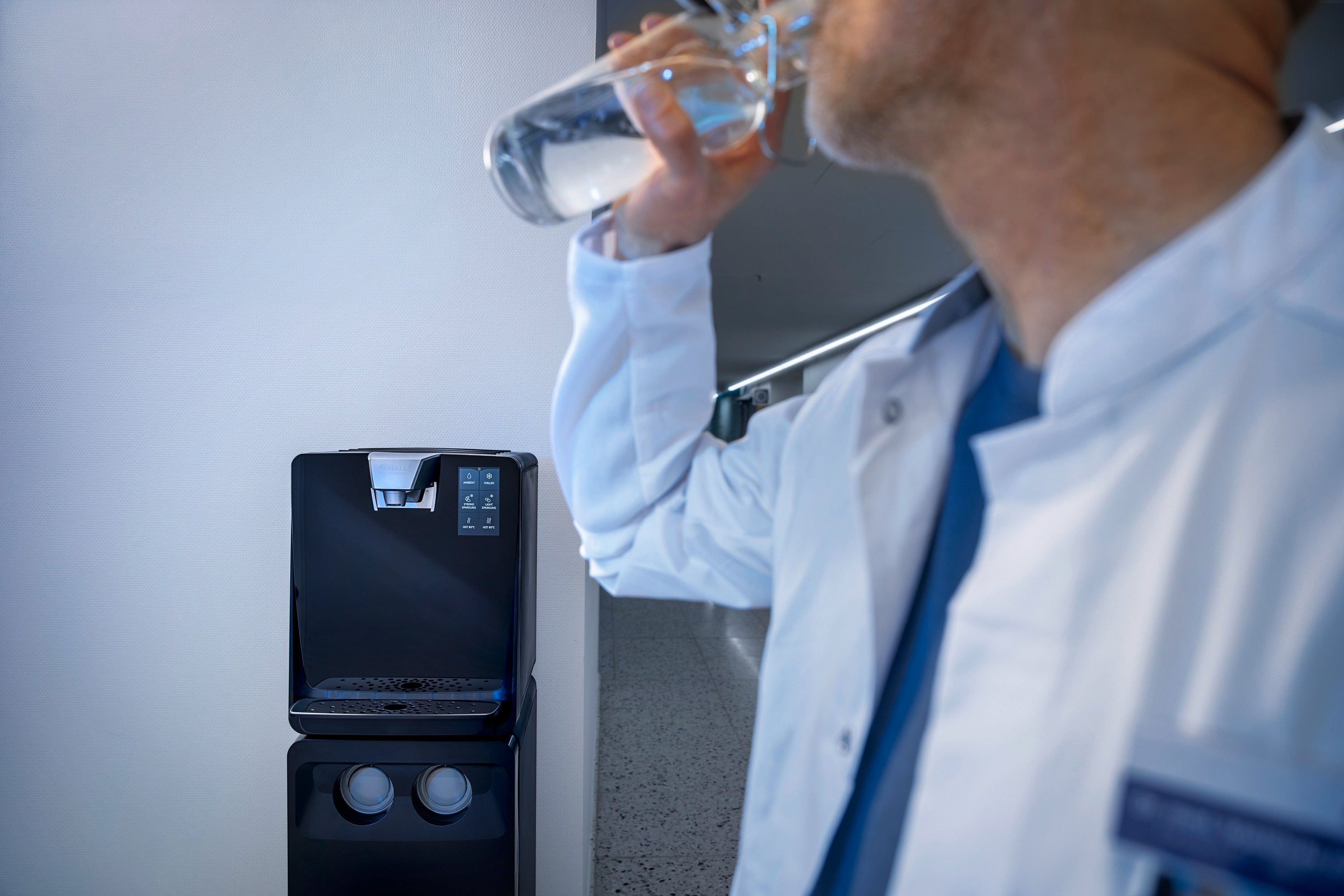 Kärcher Wasserspender WPD 45 Pure Sparkle Black