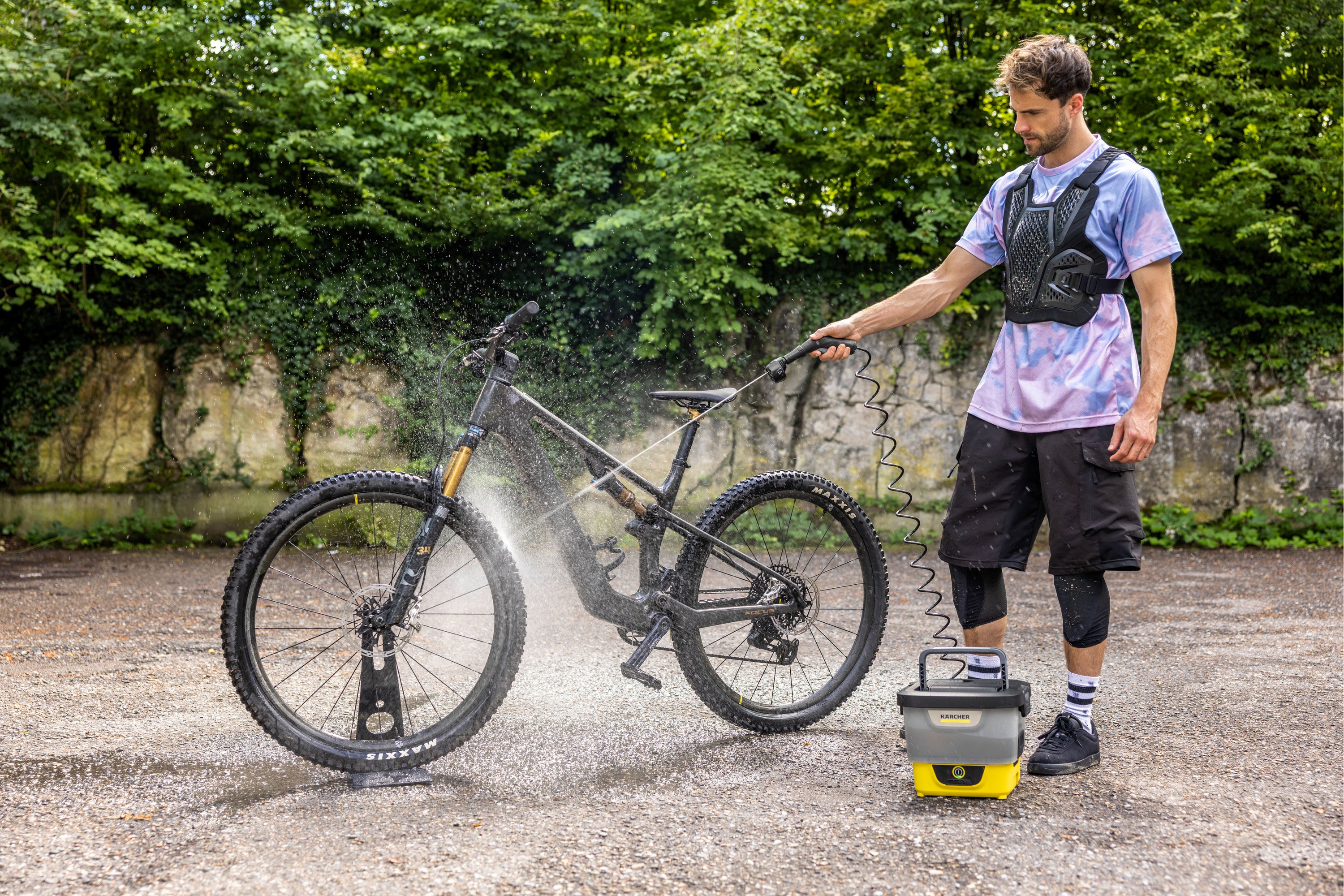 Kärcher Mobile Outdoor Cleaner   OC 4 + Bike Kit *EU