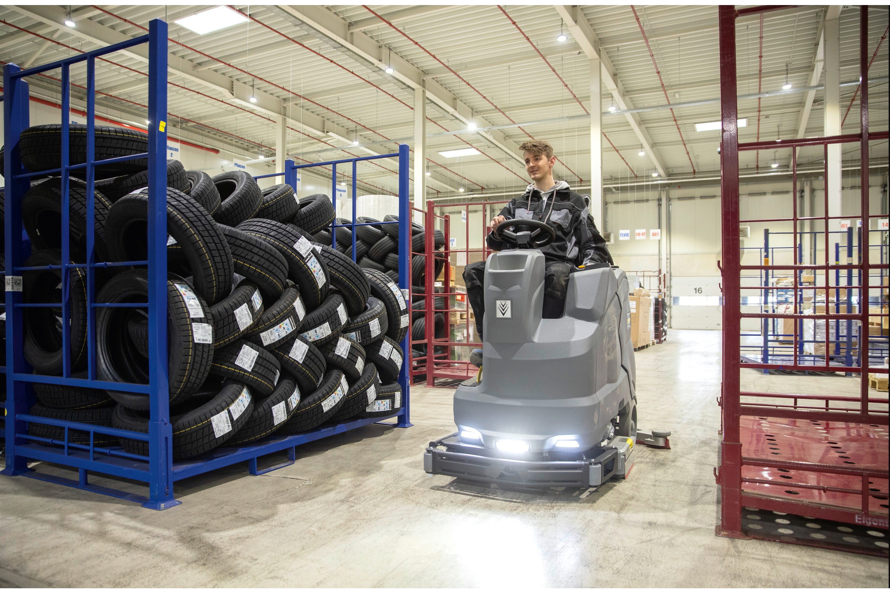 Kärcher Aufsitz-Scheuersaugmaschine B 150 R Bp Pack DOSE+SB+240Ah Wet+Ri+R85