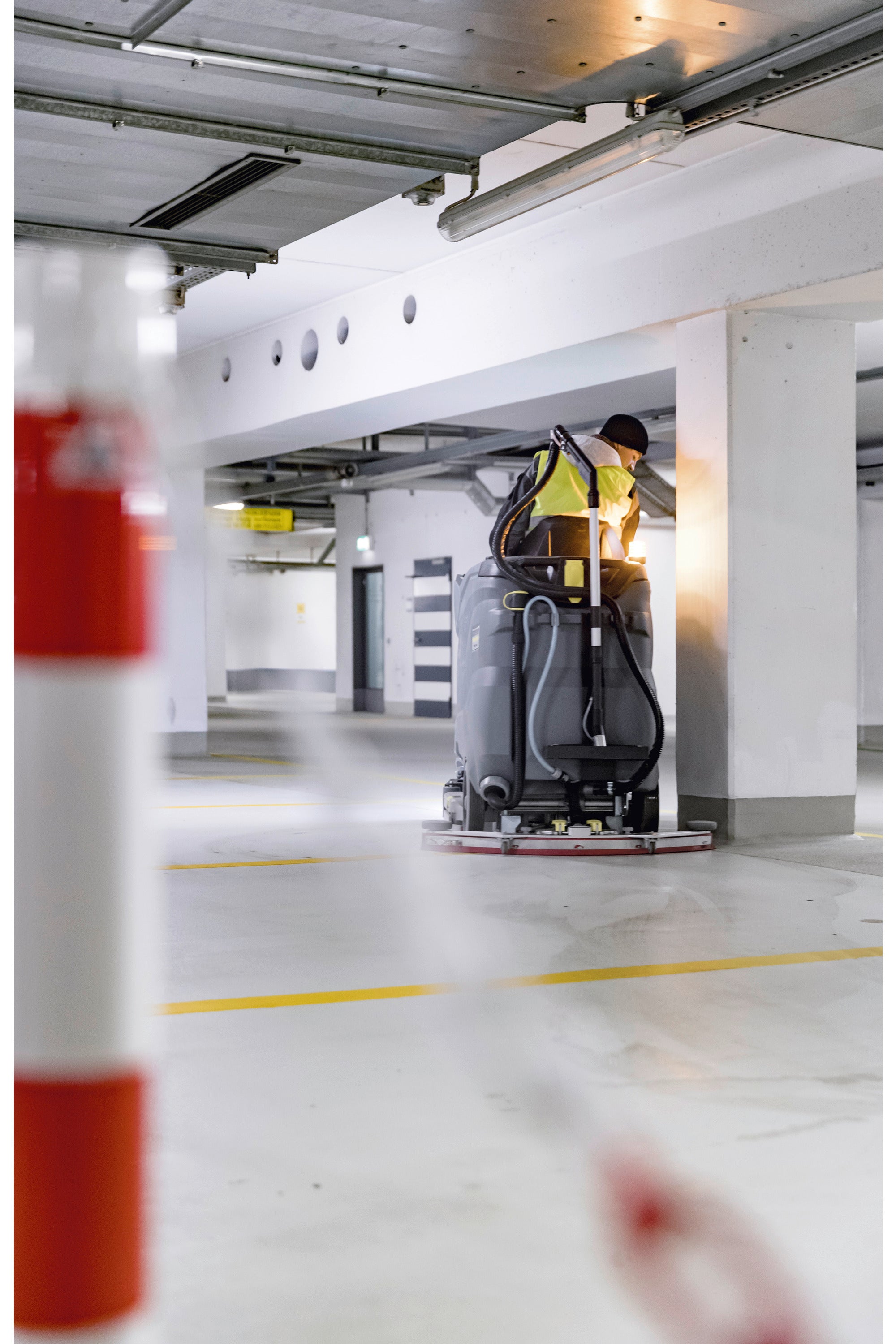 Kärcher Aufsitz-Scheuersaugmaschine B 150 R Bp Pack+170Ah AGM+D 90